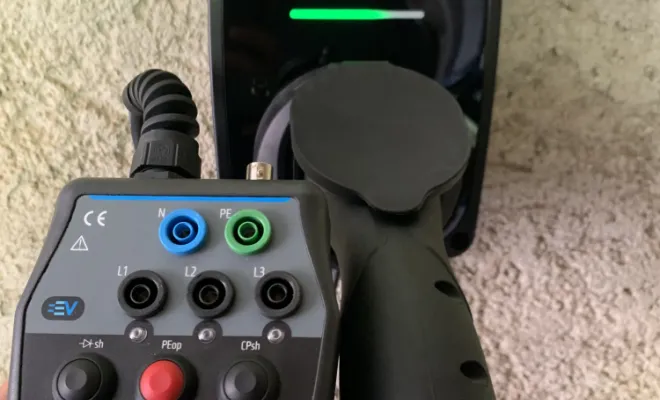 installateur borne recharge professionnel test metrel Pau