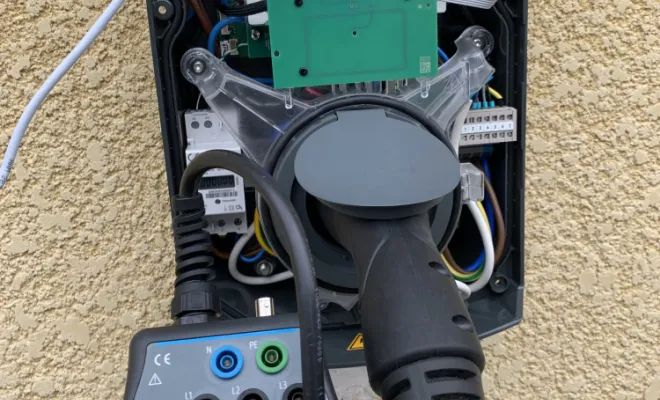 Flotte d’entreprise : Pose de borne Alfen pour les collaborateurs Ricard, Pau et ses environs, VOLT e-BORNE